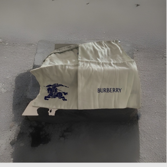 Burberry Women's Equestrian Knight Square-Toe Mules l Clay l EU38 $950MSRP NIB - Picture 8 of 8